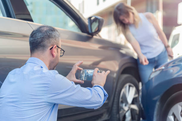 Professional Non Owner Car Insurance technician working in Burbank, IL